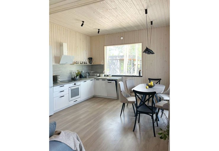 Коттедж 4-местный 2-комнатный (Кедр)