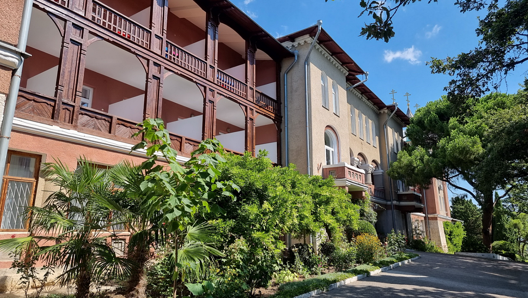 Территория | Им. Святителя Луки, Крым