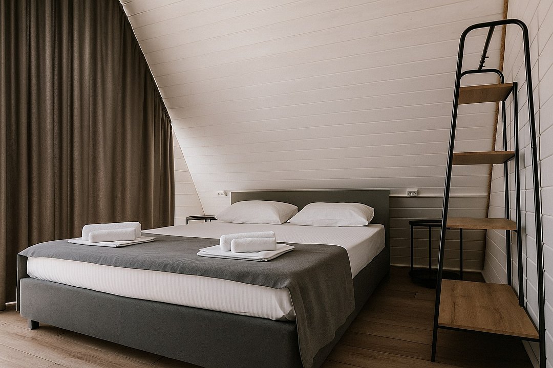 Афрейм 4-местный 2-комнатный (№2)