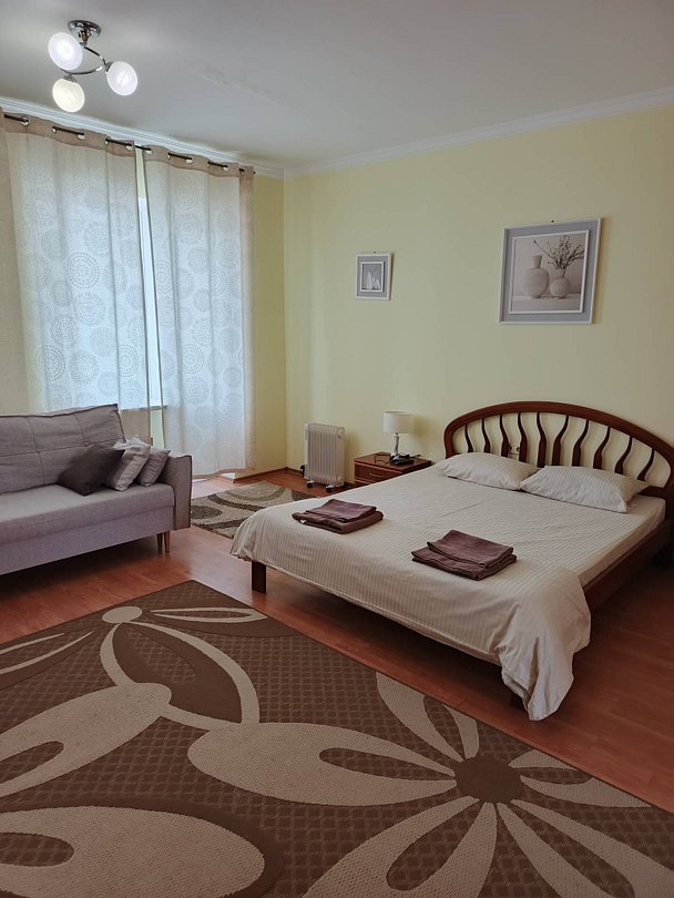 Таунхаус 8-местный (3 этажный)