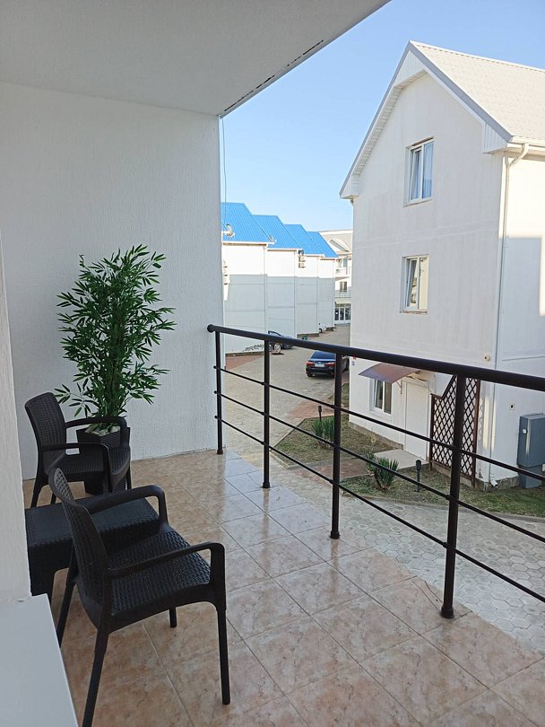 Таунхаус 8-местный (3 этажный)