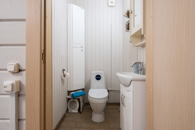 Дом 8-местный 4-комнатный