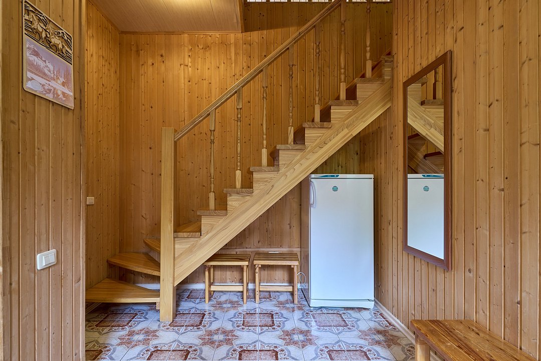 Сюит 4-местный 4-комнатный 2-этажный