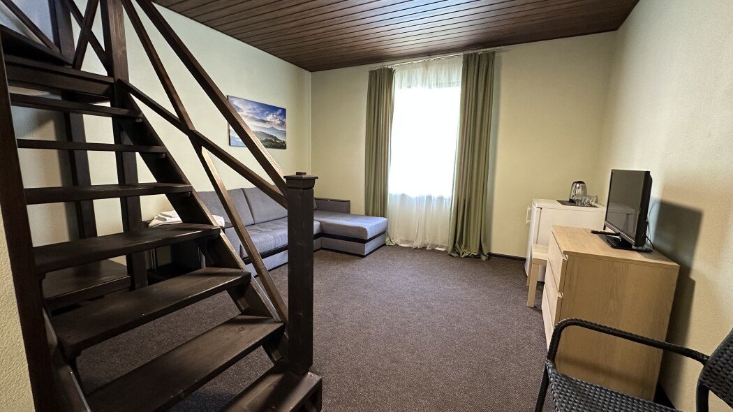 Люкс 2-местный 2-комнатный 2-уровневый