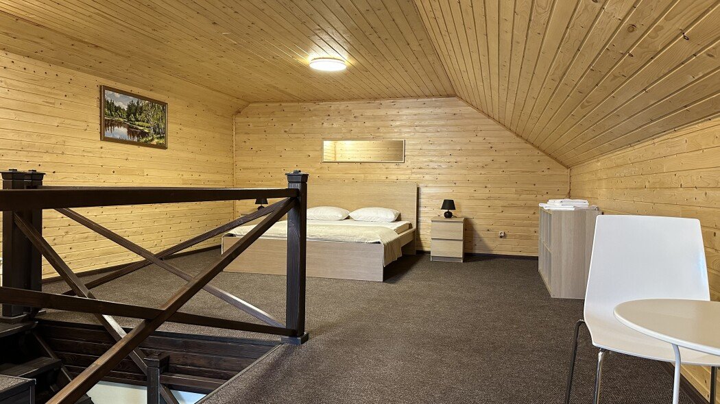 Люкс 2-местный 2-комнатный 2-уровневый