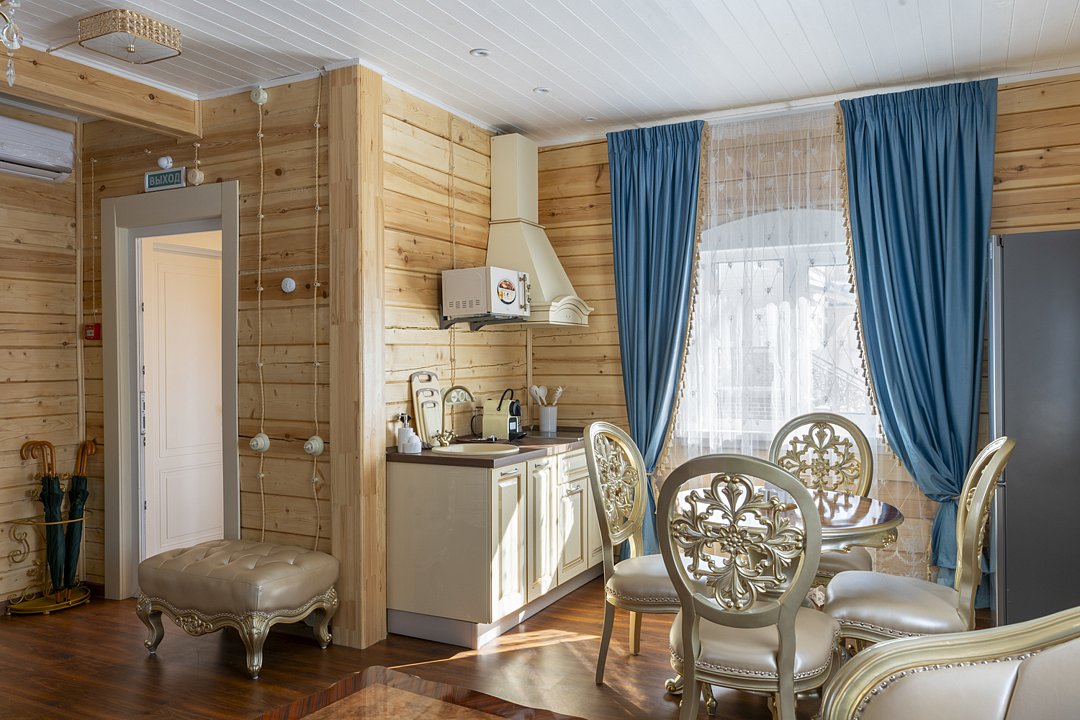 Флигель 4-местный 2-комнатный (2 спальни, у пруда)