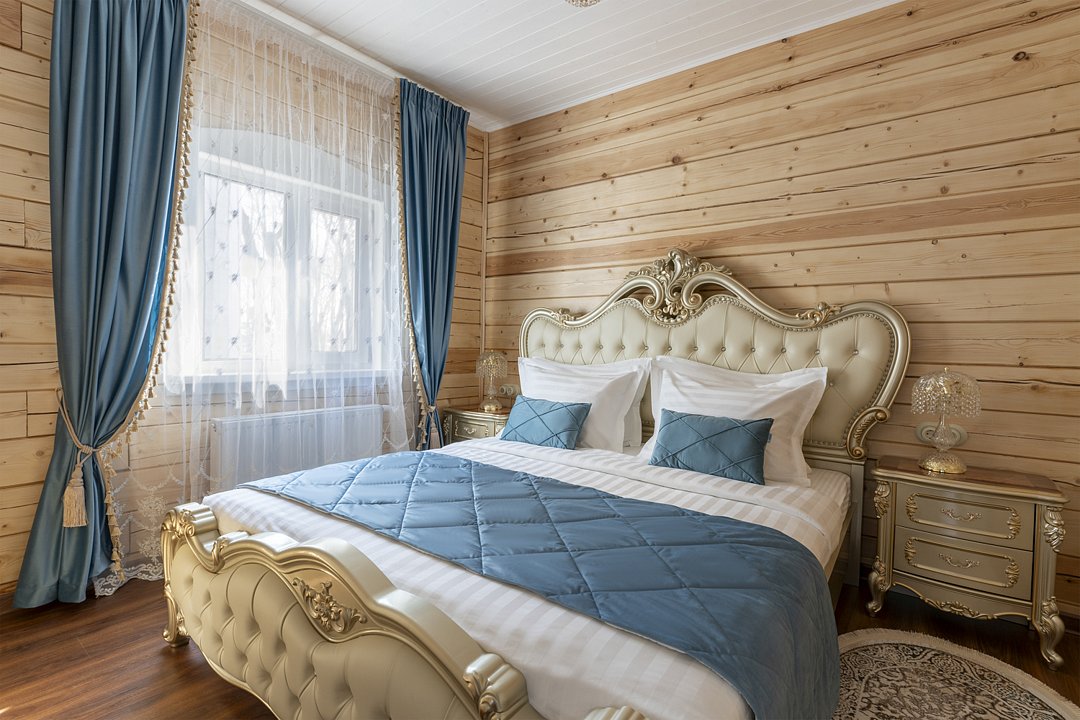 Флигель 4-местный 3-комнатный (3 спальни, у пруда)