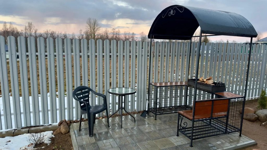 Дом у Мичуринского озера, Ленинградская область: фото 3