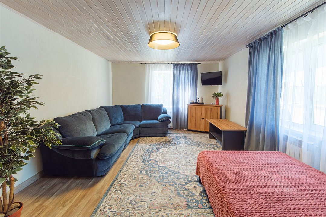 Стандартный 4-местный с удобствами (2 этаж)