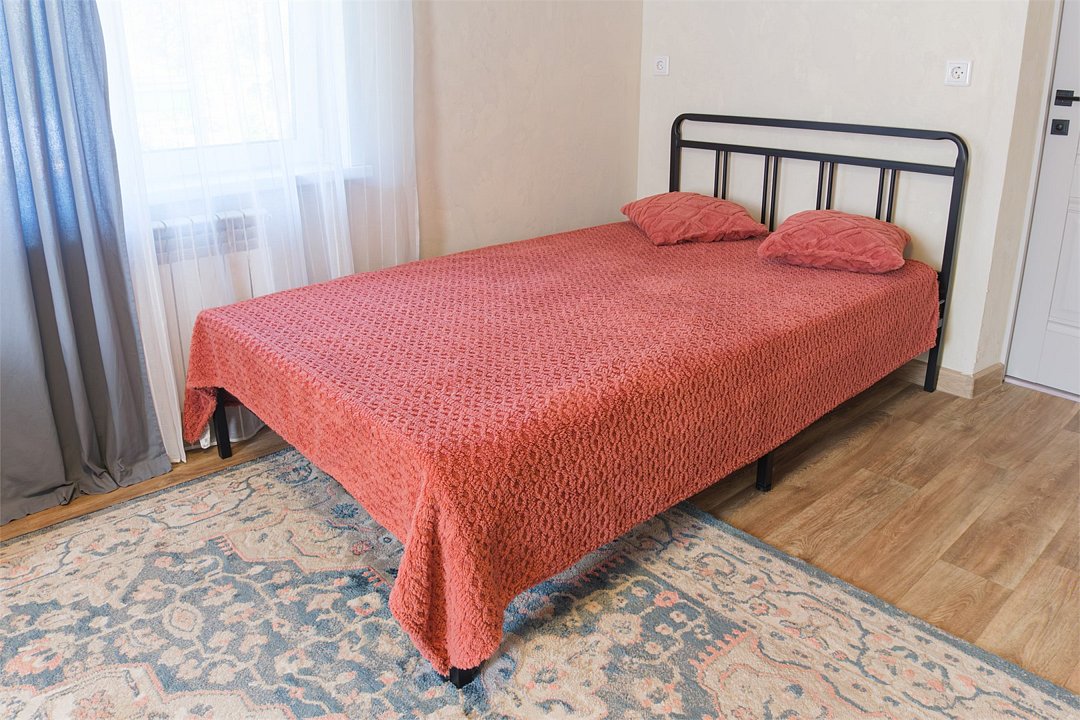 Стандартный 4-местный с удобствами (2 этаж)