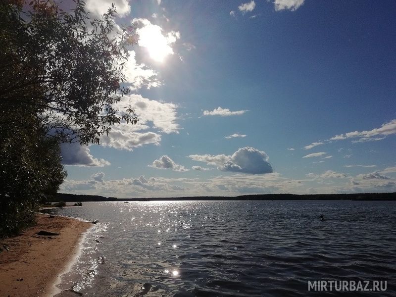 Бор на волге конаково