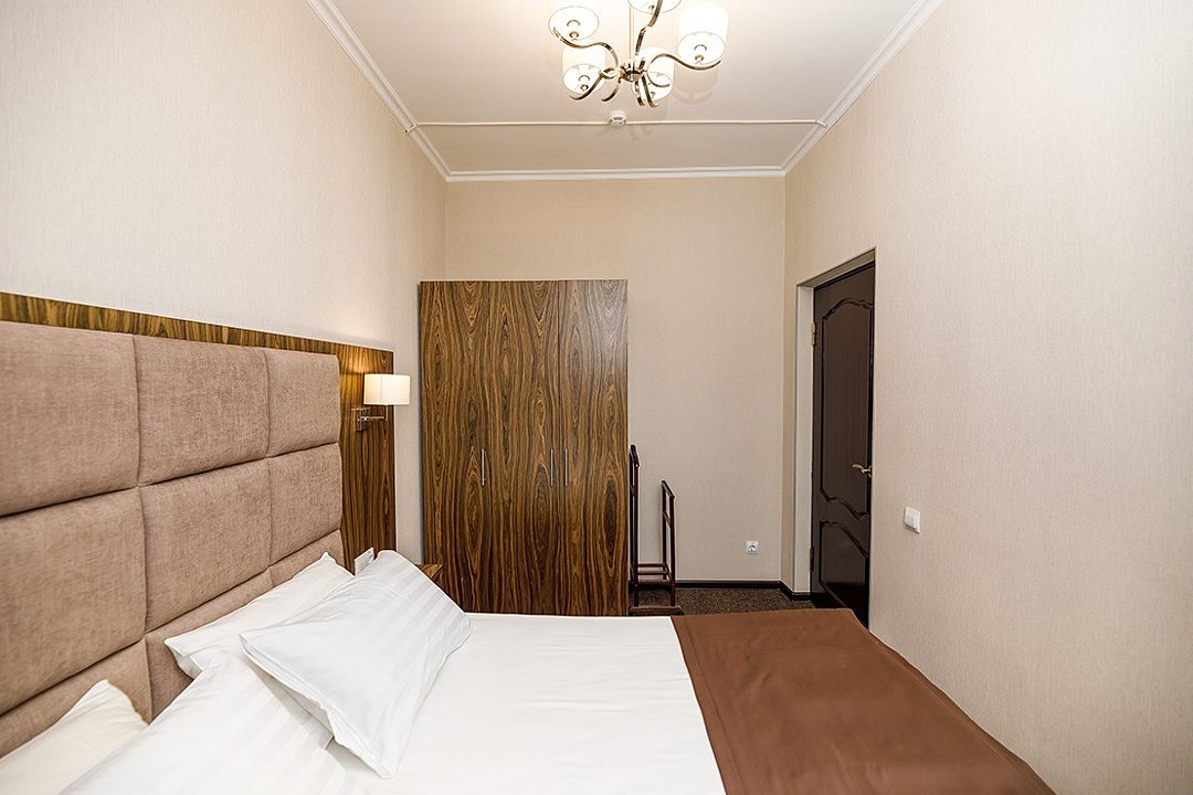 Люкс 2-местный 3-комнатный (Экстра)