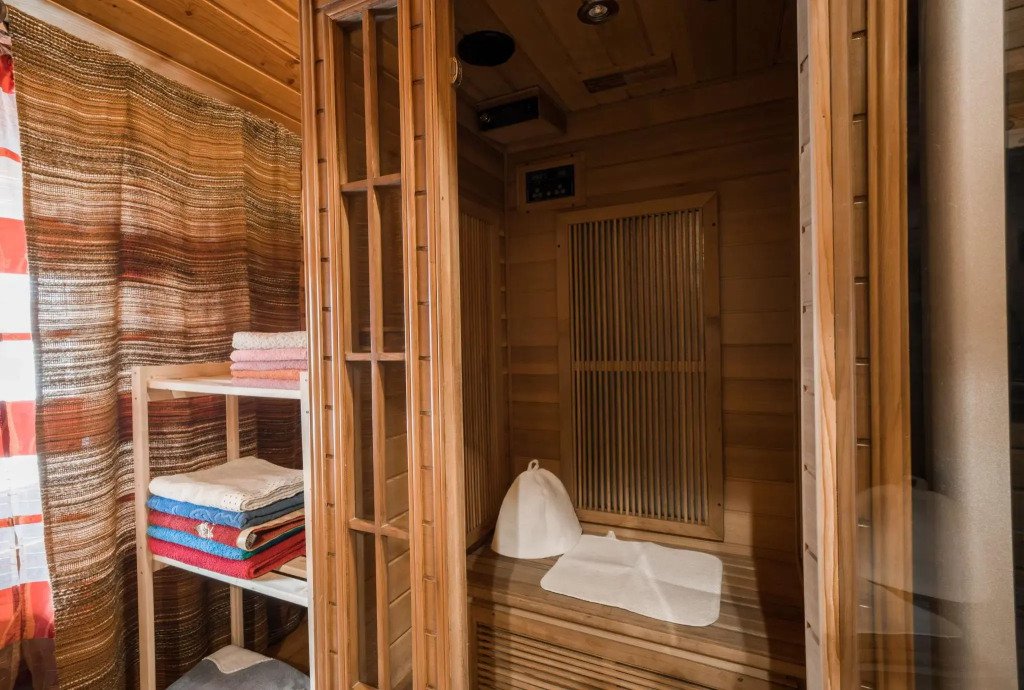 на улице Кавголовская 36  (Дом у Озера), Ленинградская область: фото 4