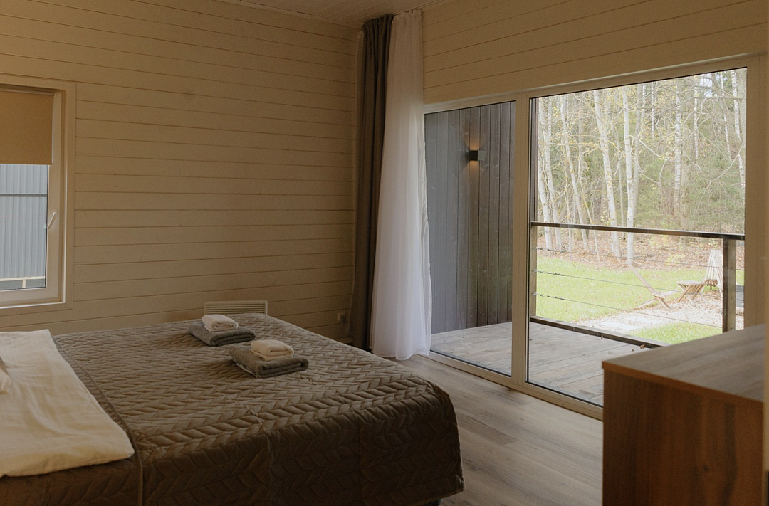 Дом 6-местный 3-комнатный (У леса на опушке с террасой)