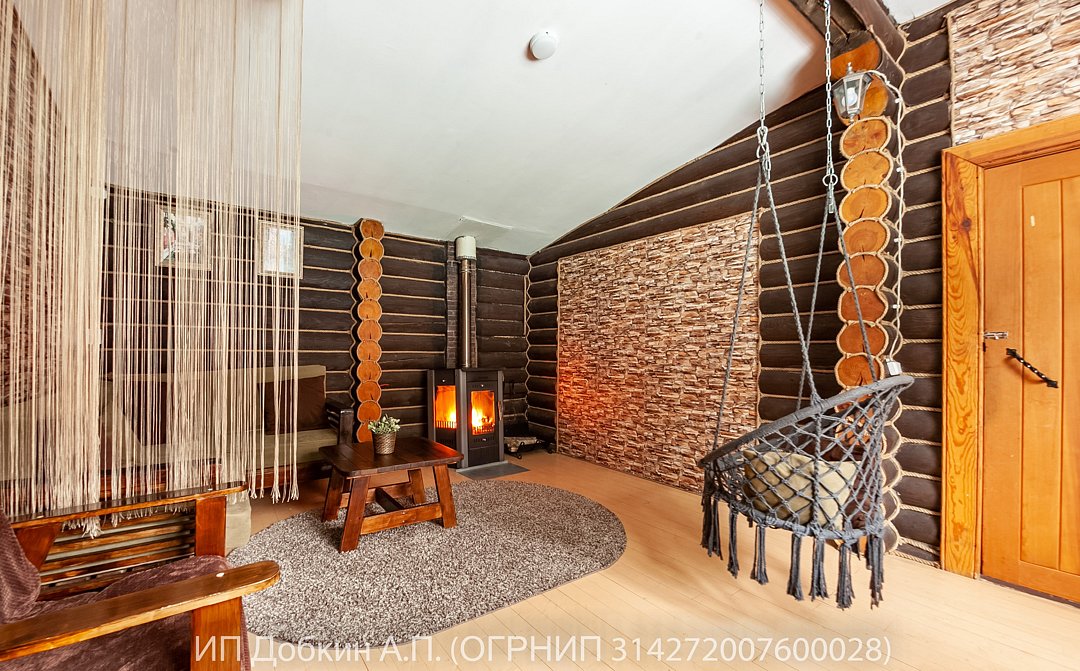 Бунгало Семейный 4-местный 2-комнатный (с каминным залом)