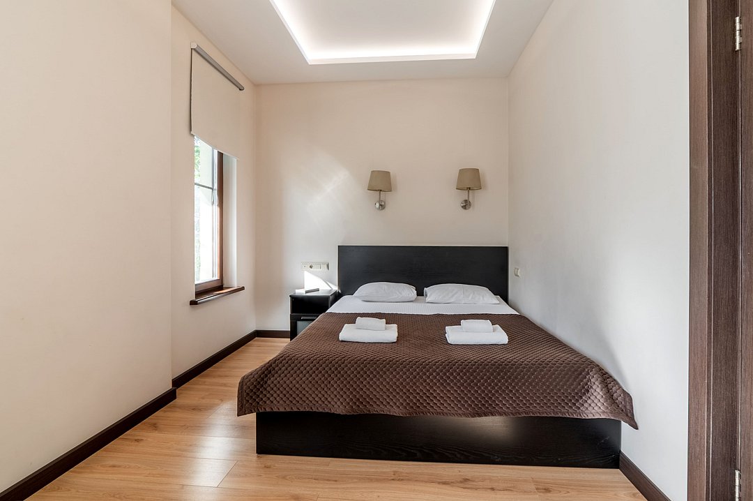 Люкс 2-местный (с балконом и видом на горы)