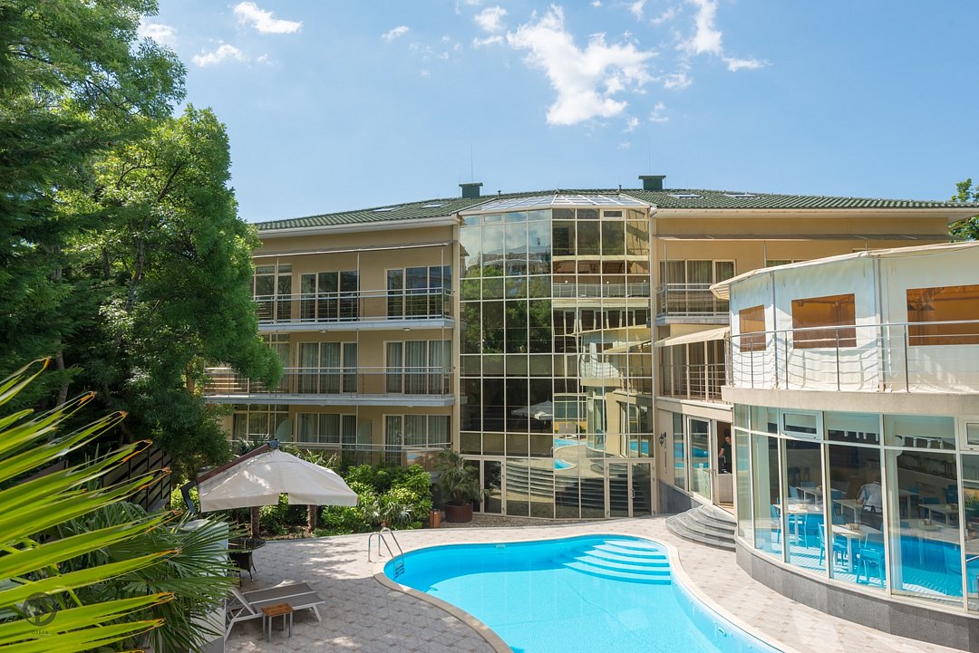 Отель Родня (бывш. Багатель), Крым, Кореиз Ялта Алупка Ореанда Симеиз