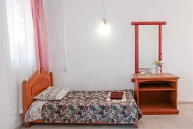 Стандартный 3х местный номер 3 этаж, Гостевой дом Green oasis Vavilon, Архипо-Осиповка