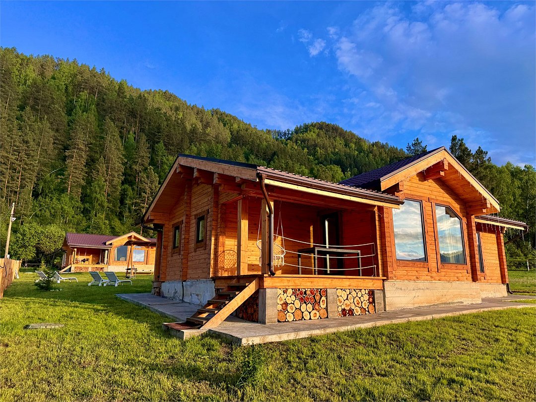 Гостевые дома " Корни", Катунь, Алтайский край