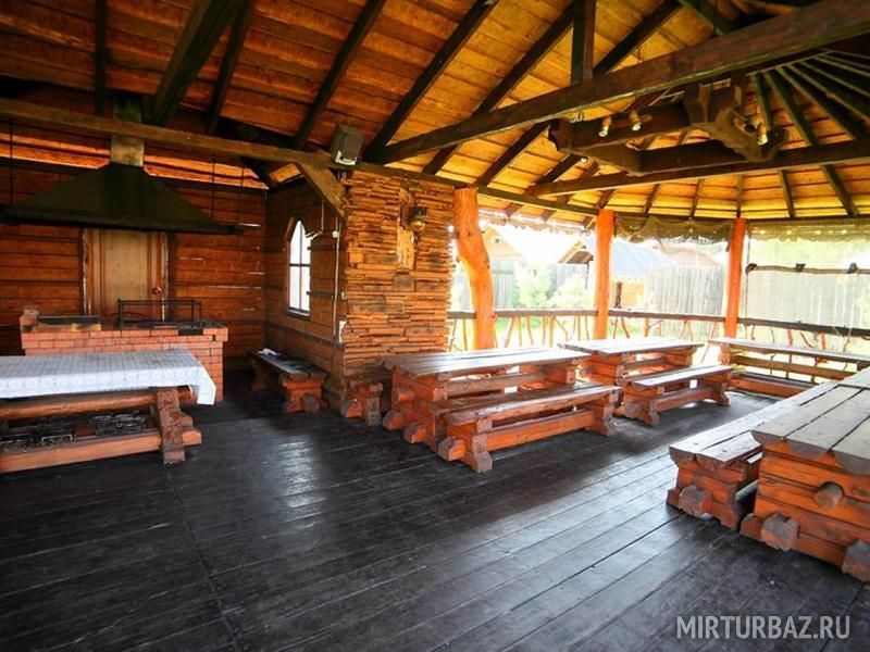 Интерьер беседки