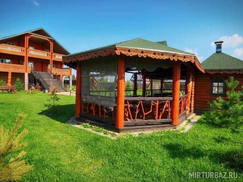 Вид на беседку