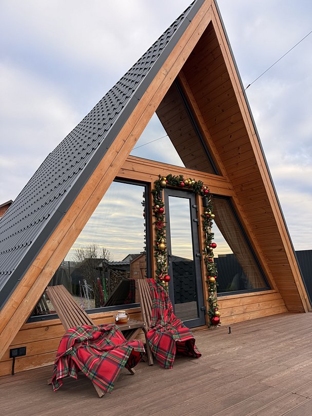 Гостевой дом Две Хижины (бывший Глэмпинг Две Хижины), Воронежская область, село Нелжа 