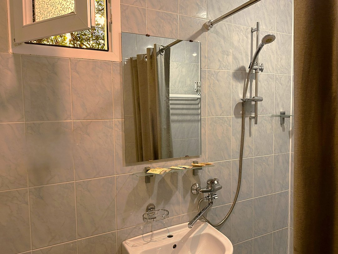 Семейный 4-местный 2-комнатный (с кухней)