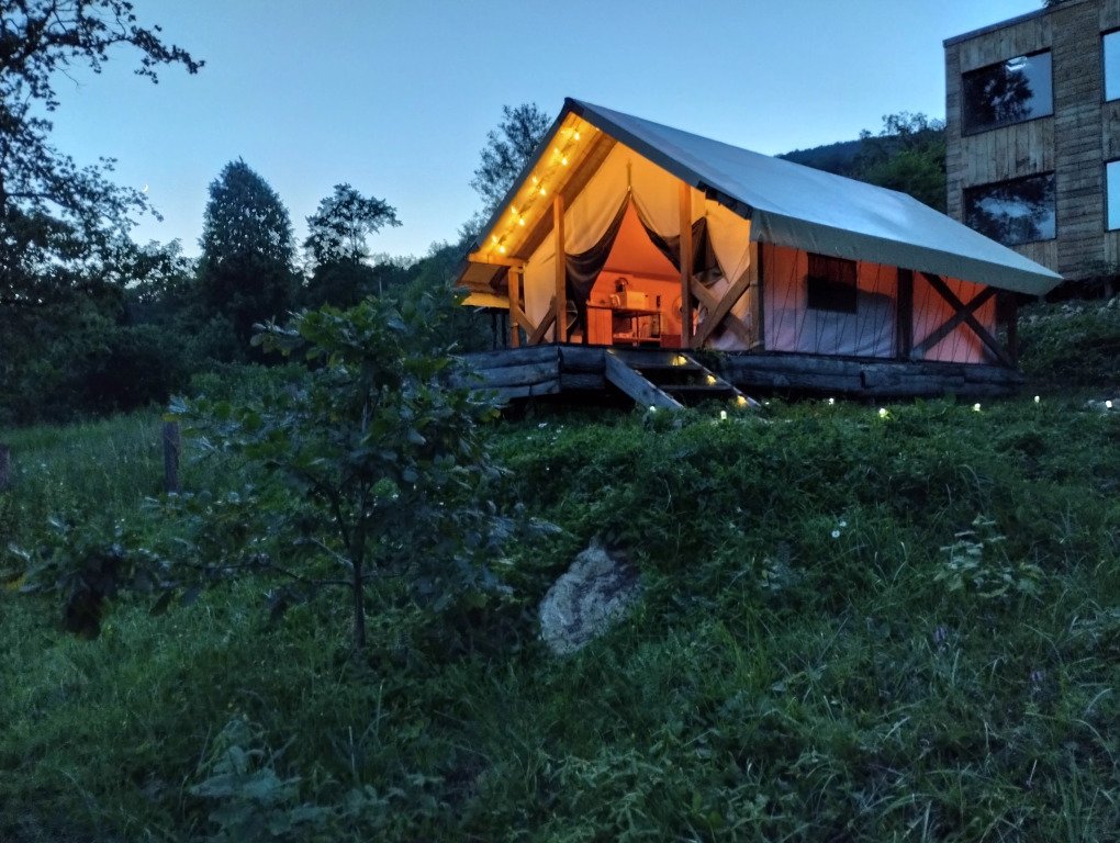 Глэмпинг Лагонаки, посёлок Мезмай, Краснодарский край