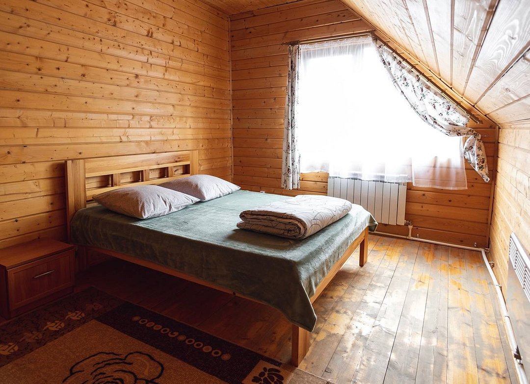 Усадьба 16-местный 4-комнатный 2-этажный