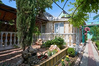 Гостевой дом Малиновая 10