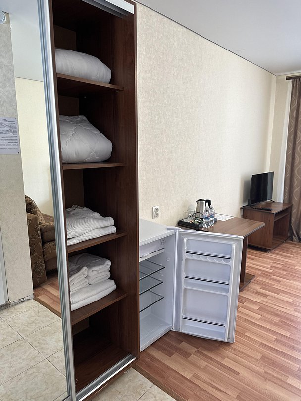 Стандартный 2-местный 1-конатный (с диваном)