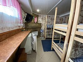 Кровать в общем номере с красивым видом из окна, Гостевой дом Крепость Кафа, Феодосия
