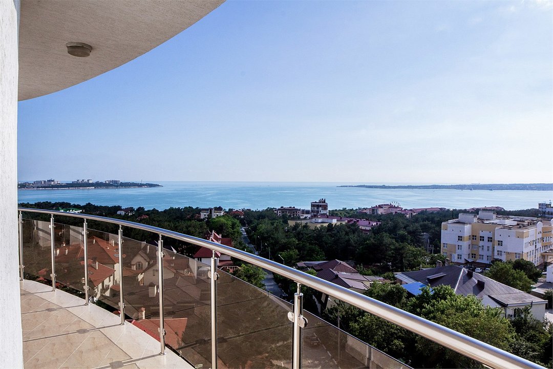 Делюкс 2-местный 2-комнатный (1-категории, корпус 2)