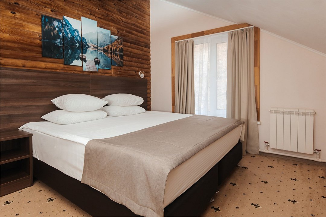 Премьер 2-местный 2-комнатный (корпус Ступени) торцевой балкон