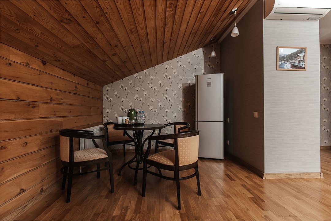 Студия 2-местный Плюс (корпус Правительственный) вид на реку