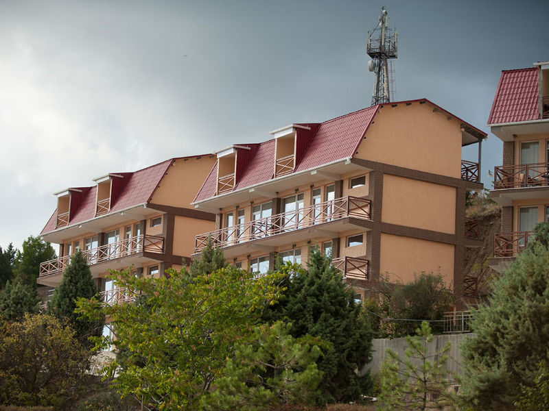 Гостиничный комплекс Эко-Village (Eco-Village), Крым, Приветное Алушта Рыбачье Малореченское Лучистое Семидворье Урочище Сатера Солнечногорское Морское Новый Свет