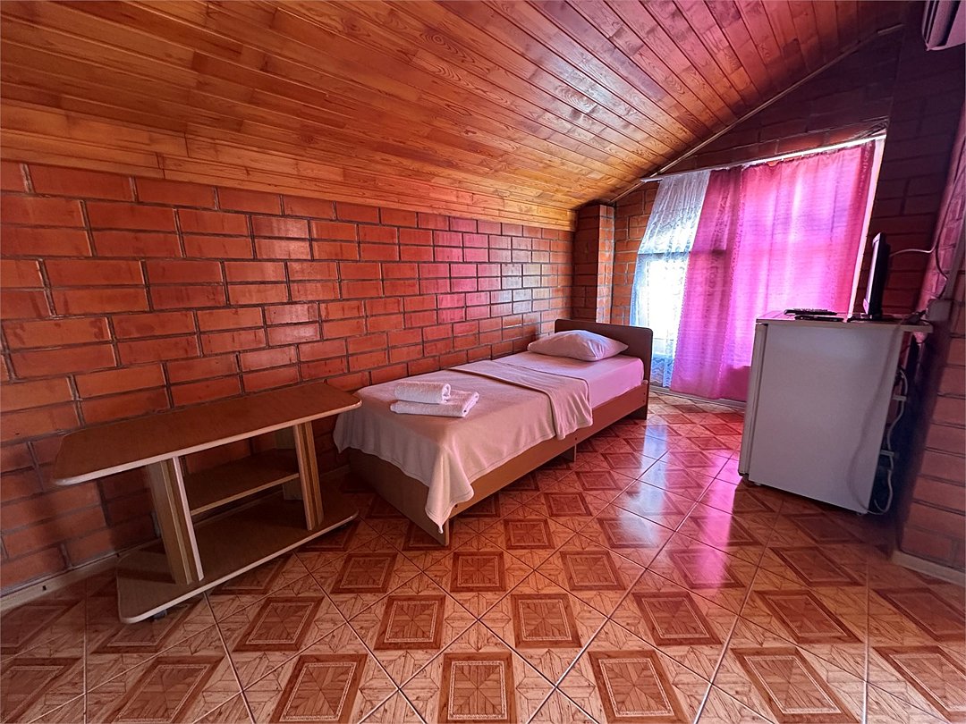 Стандартный 3-местный 1-комнатный (в коттедже)