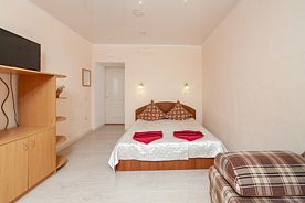 Полулюкс семейный+ 2-местный сев.корп.1, Пансионат Юпитер, Евпатория