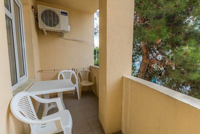 Стандартный 3-местный (с балконом)