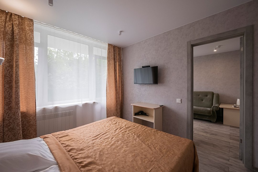 Люкс 2-местный 2-комнатный (корпус № 4)