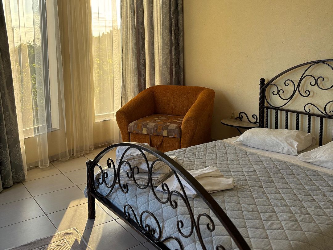 Семейный 3-местный (без балкона)