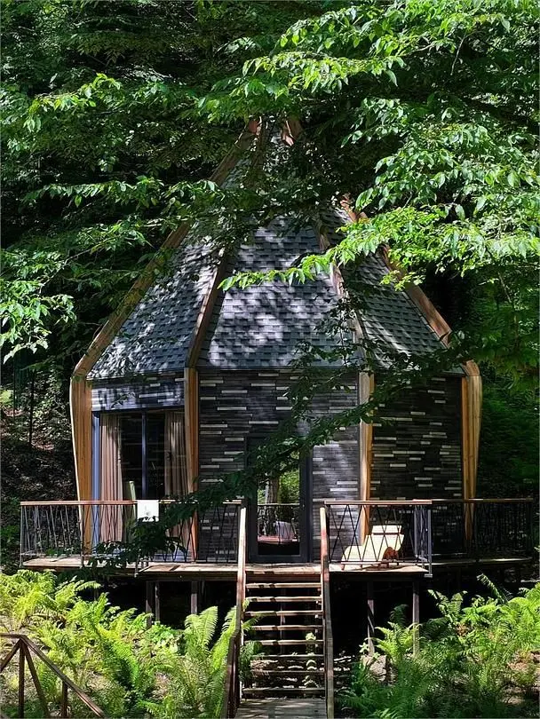 Глэмпинг RIVER SIDE Resort & Spa, село Чвижепсе, Краснодарский край