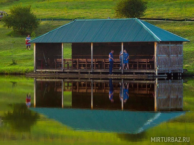 Беседка на 30-40 человек