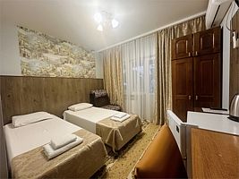 Стандартный номер с балконом ( 2-3 этаж), Гостевой дом Эдельвейс, Адлер