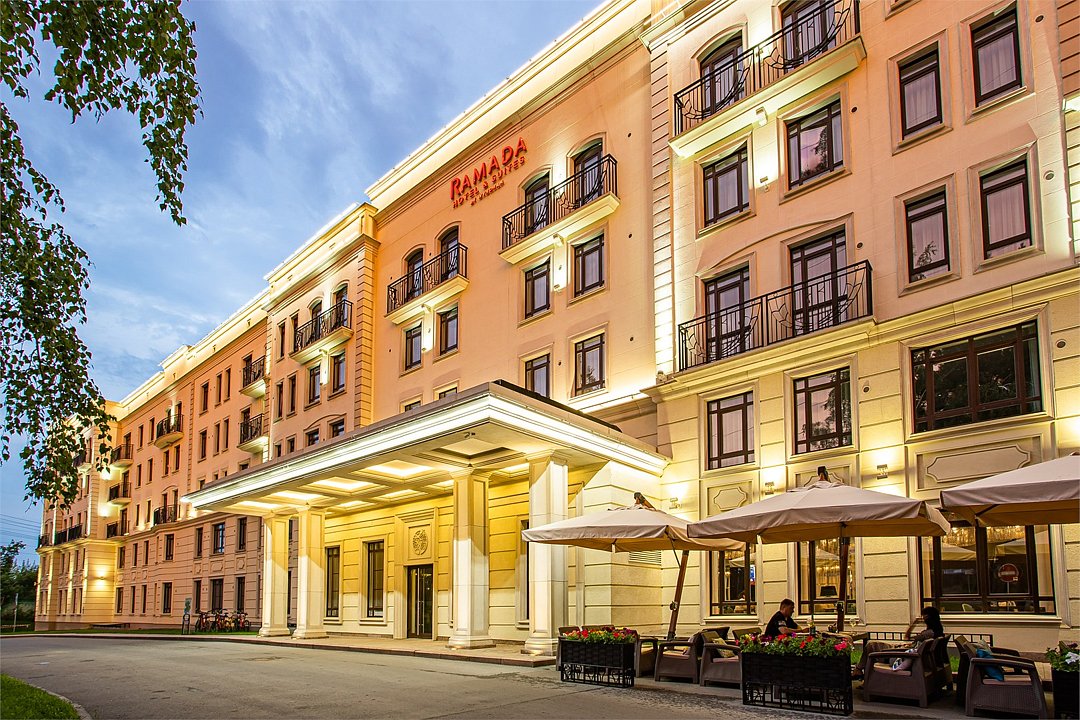 Апарт-отель Ramada by Wyndham Novosibirsk Zhukovka (Рамада бай Уиндхэм Новосибирск Жуковка), Новосибирская область, Новосибирск 