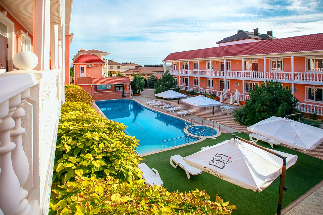 Гостевой дом Red House, Крым, Заозерное Евпатория