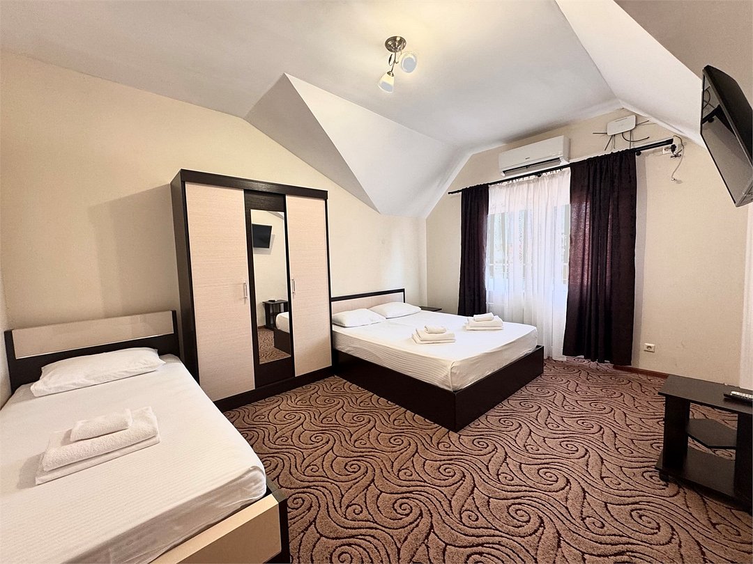 Апартаменты 6-местный 3-комнатный (2 этаж, №3,4) | Лидер 2, Краснодарский край