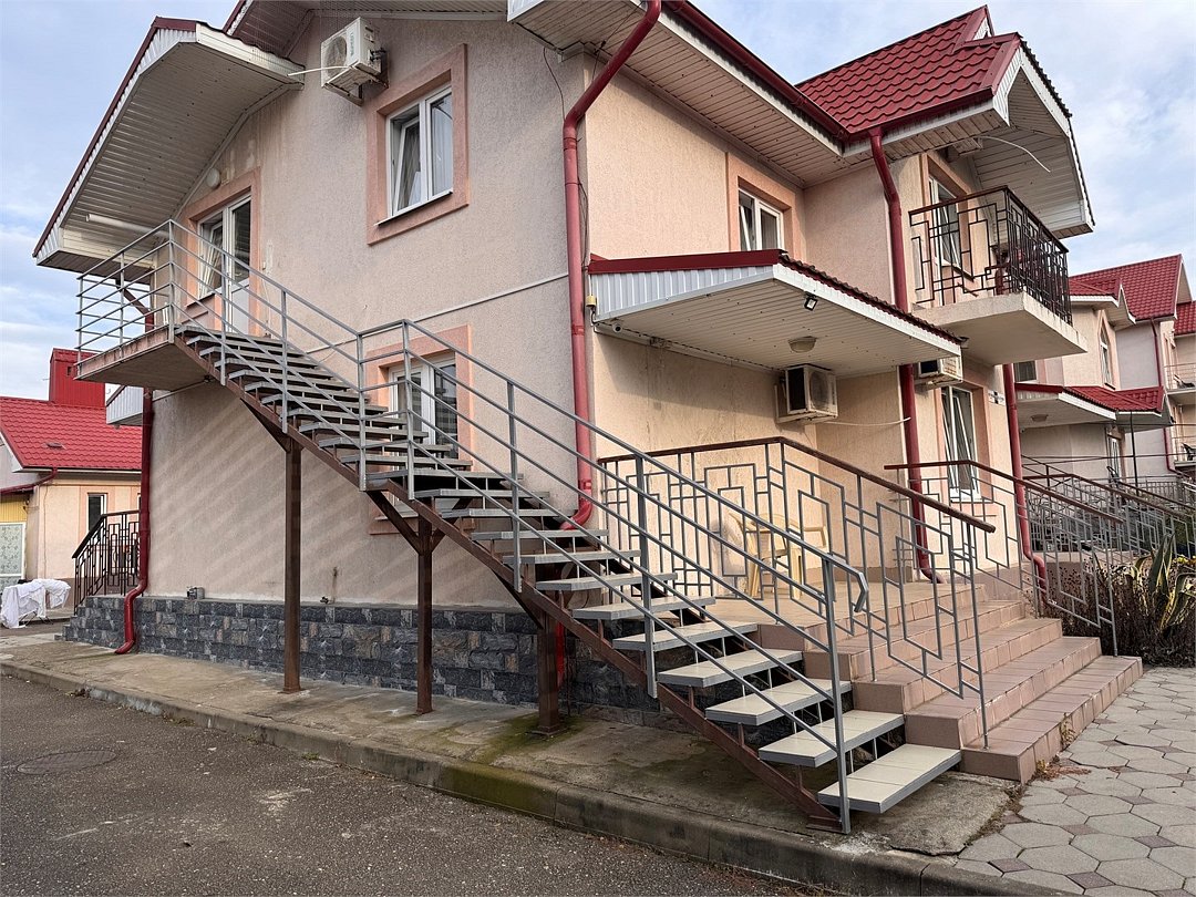 Апартаменты 6-местный 3-комнатный (2 этаж, №3,4)