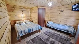Номер 3-местный (благоустроенный) 4, Усадьба Цвет папоротника , Катунское