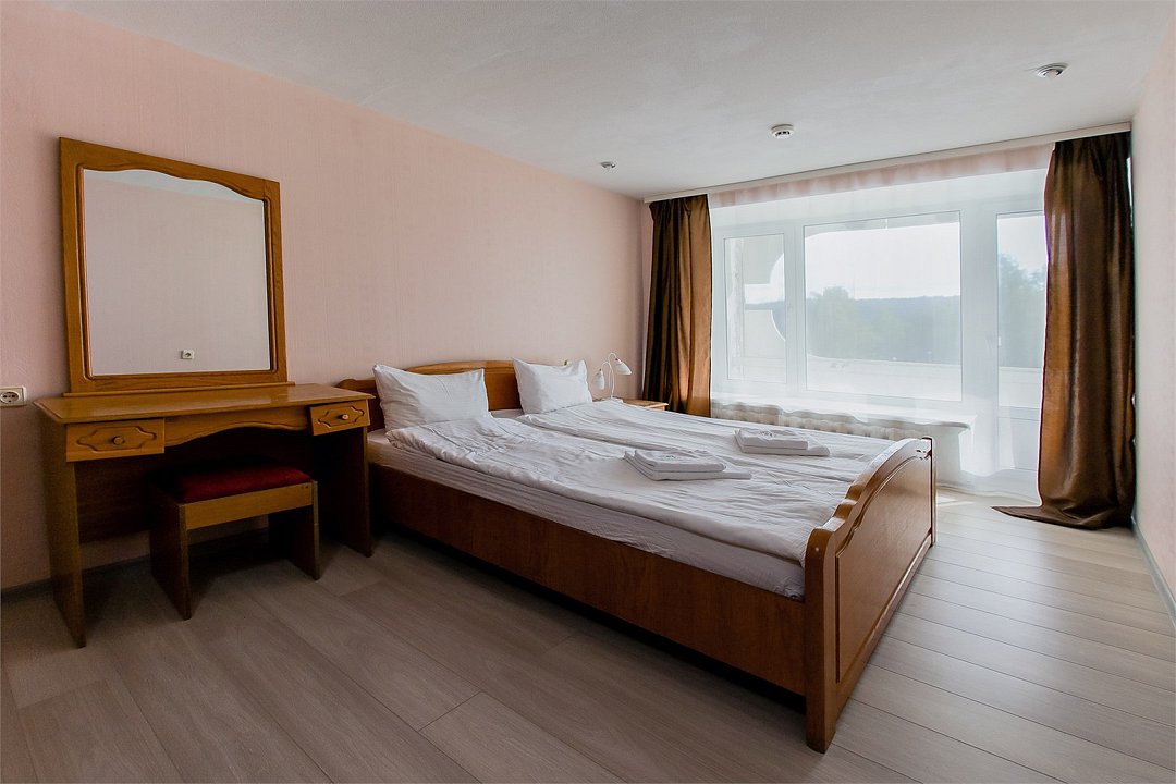 Джуниор сюит 2-местный (с балконом)